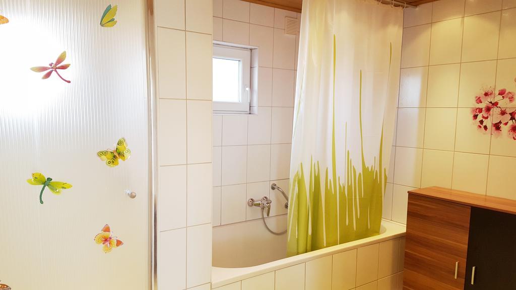 Gaestezimmer Wurm Monchhof ห้อง รูปภาพ